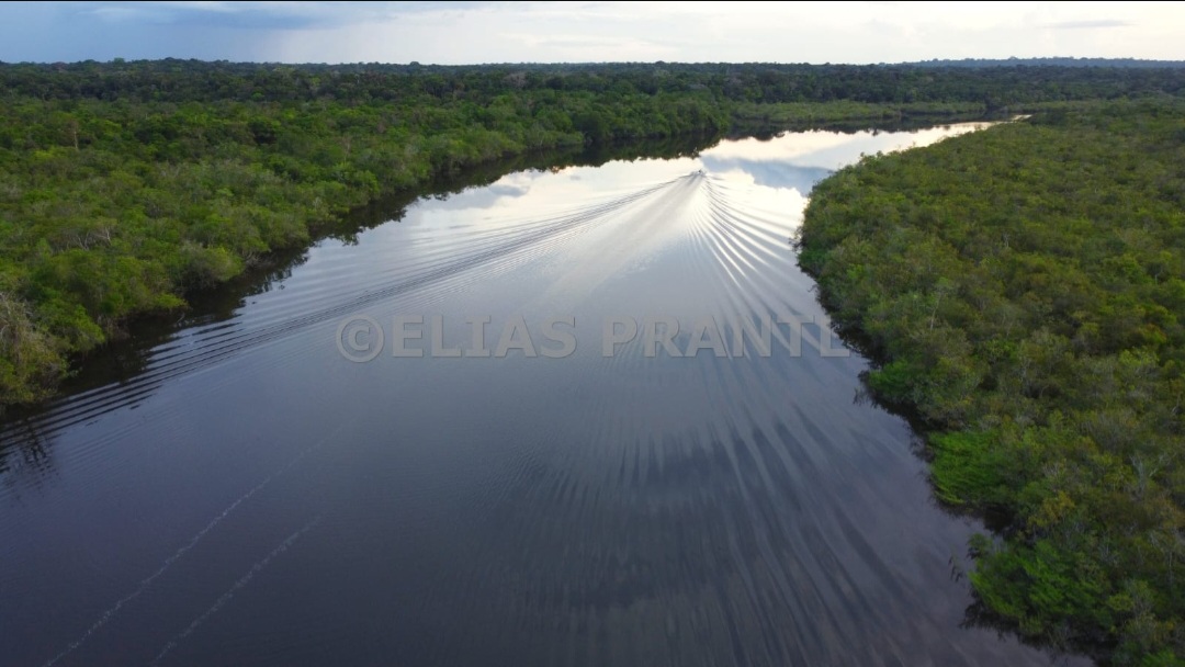 Momento de expedição na Amazônia